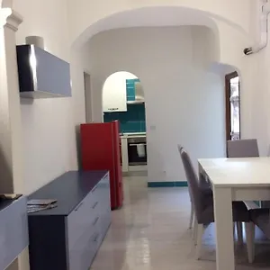 case-di-finale-ligure.hotelitalianriviera.com/